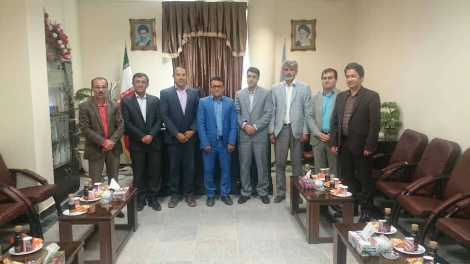 دیدار اعضای شورای شهر دهدشت با رئیس دادگستری شهرستان کهگیلویه به مناسبت هفته قوه قضاییه/تصاویر